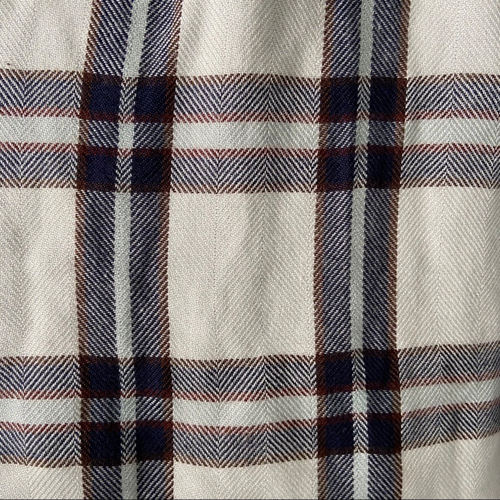 Lightweight And Soft Cropped Rails Flannel - image 5